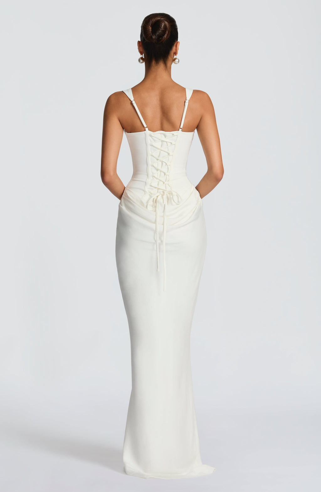 BRUN™ | Vestido largo con cuello cuadrado